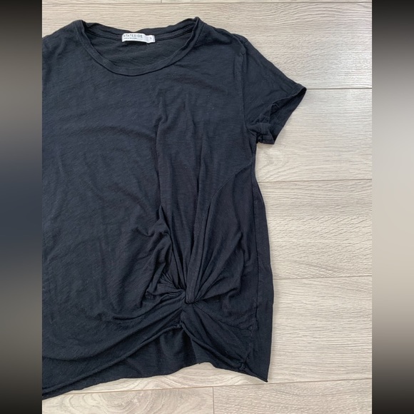 Stateside Black Knot Front Short Sleeve Tee - Picture 5 of 10